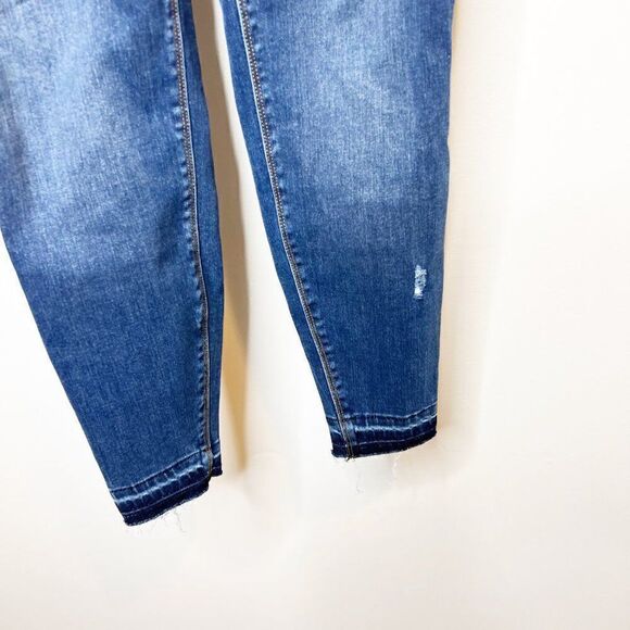Spanx Womens Blue Medium Wash Distressed Pull On Denim Skinny Jeans Size S - Picture 3 of 7